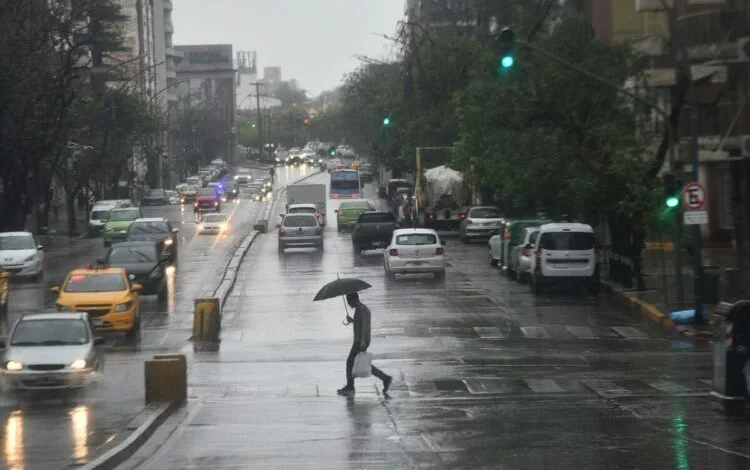 Cielo nublado sobre la ciudad de Córdoba con probabilidad de lluvias débiles