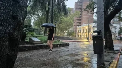 Cielo nublado sobre la ciudad de Córdoba con nubes de tormenta